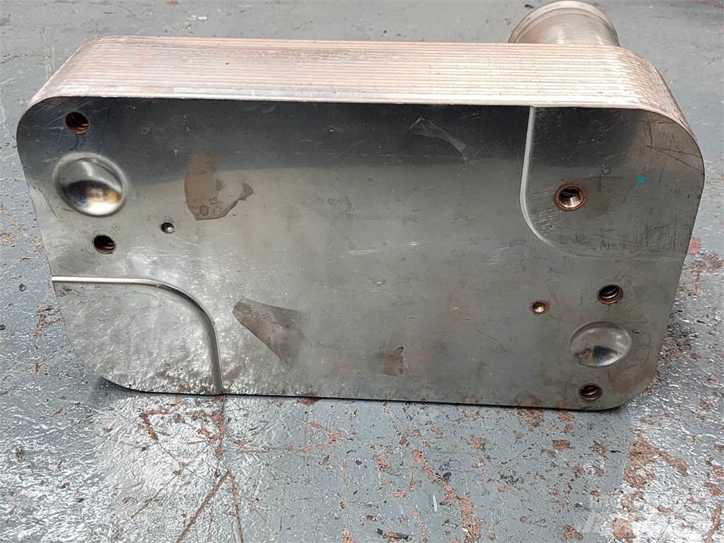 Mack E7 Двигуни