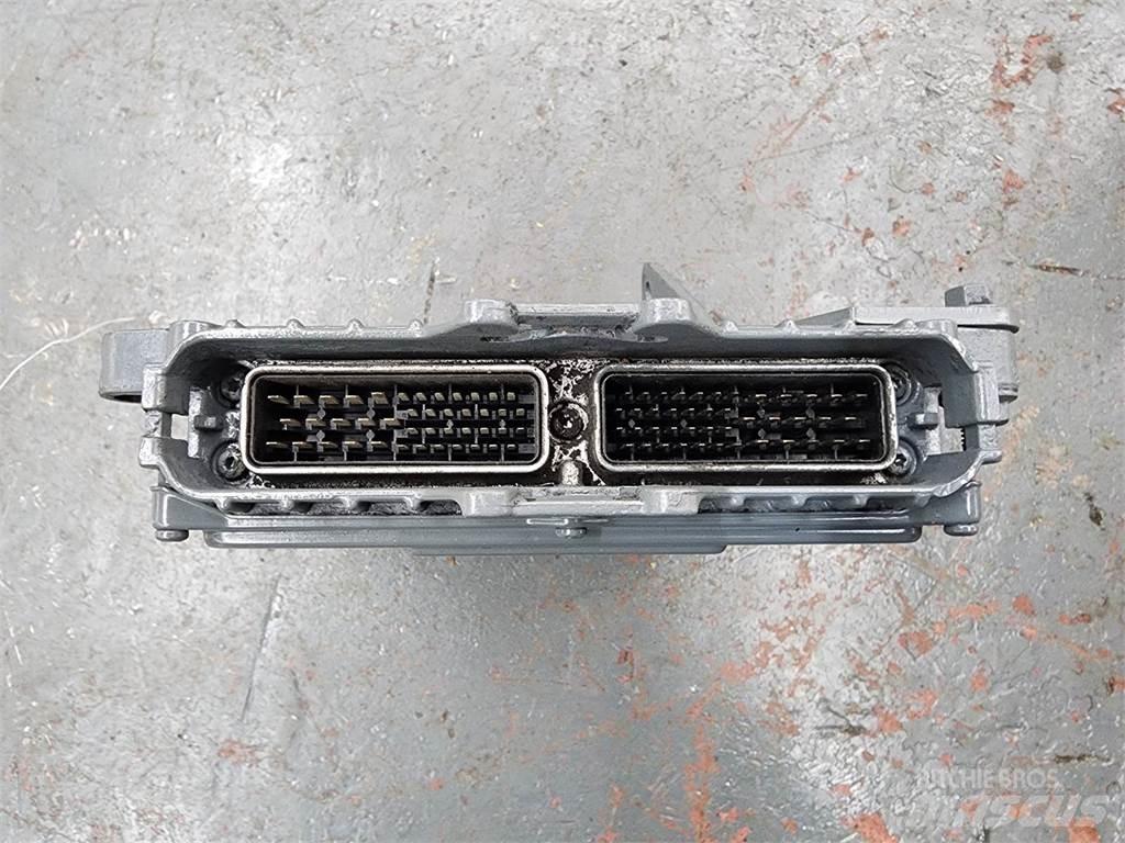 Mack E7 Електроніка