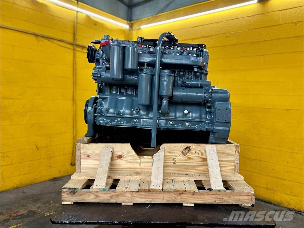 Mack E7 Двигуни