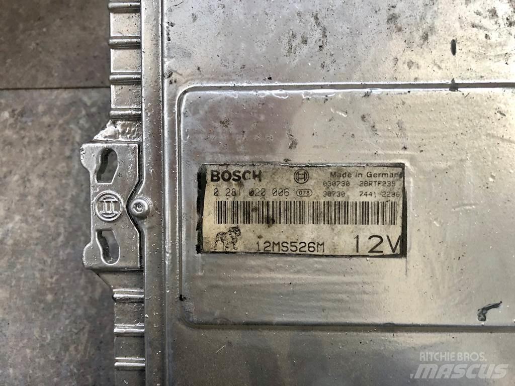 Mack E7 Електроніка