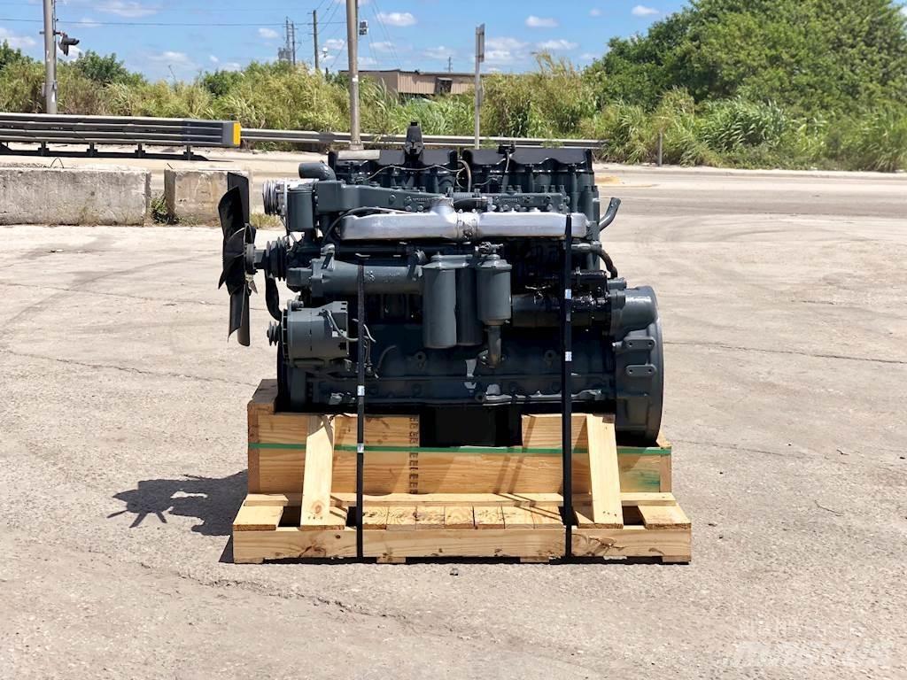 Mack E7 Двигуни