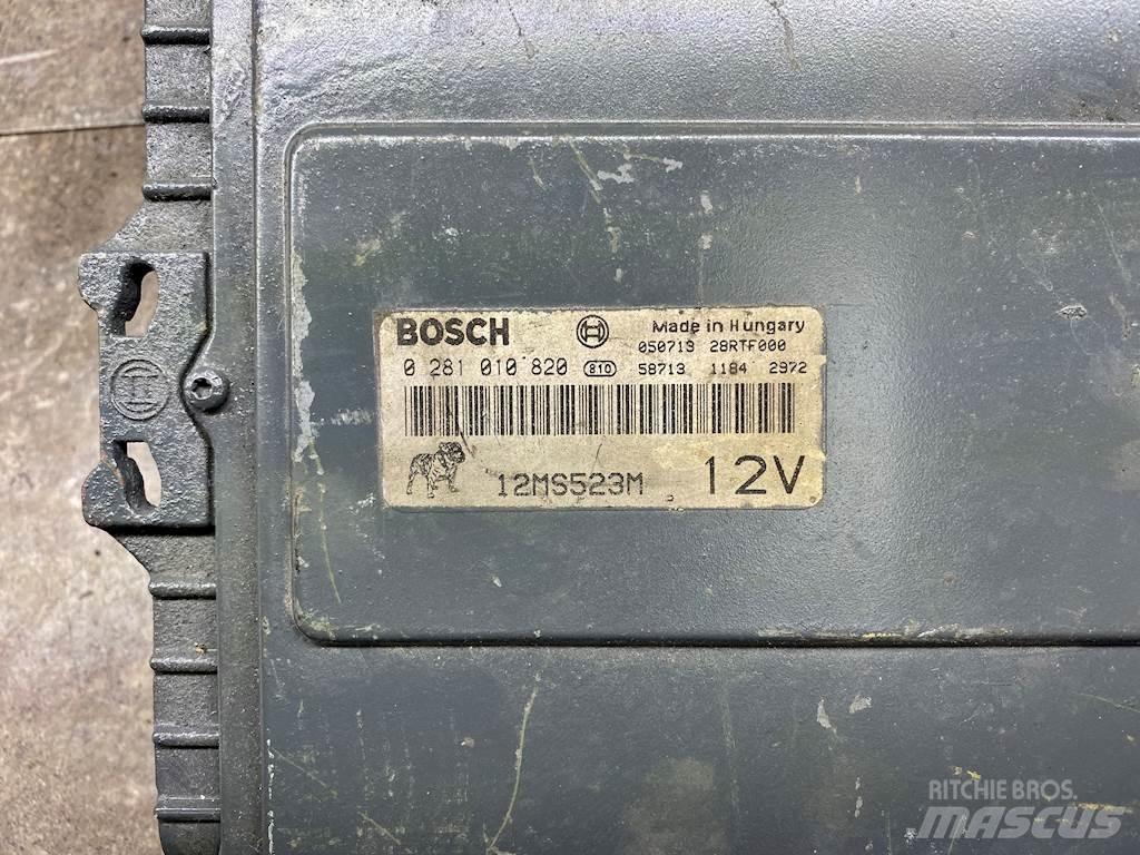 Mack E7 Електроніка