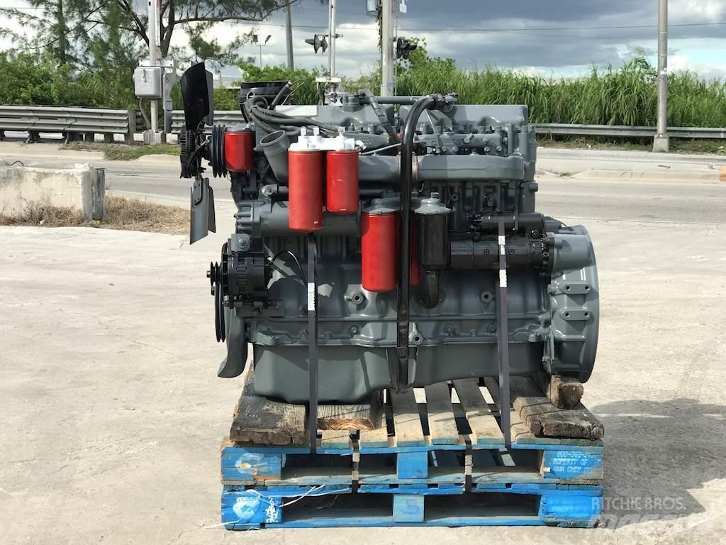 Mack E7-350 Двигуни