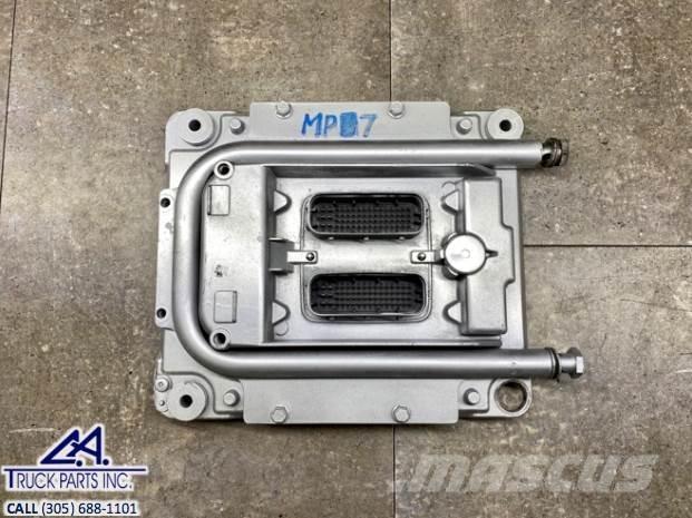 Mack MP7 Електроніка