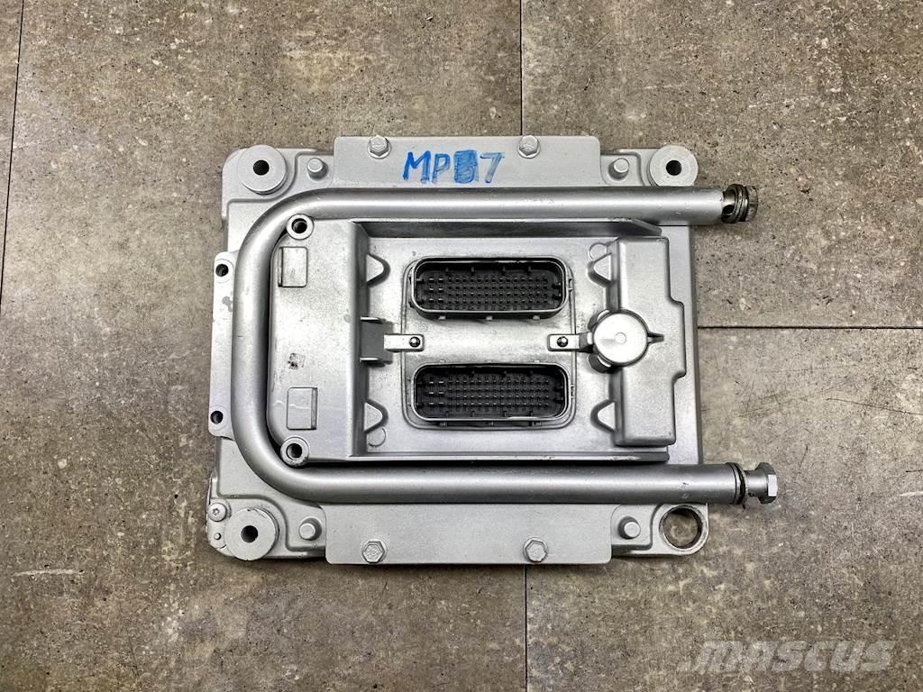 Mack MP7 Електроніка
