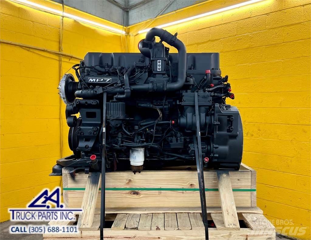 Mack MP7 Двигуни