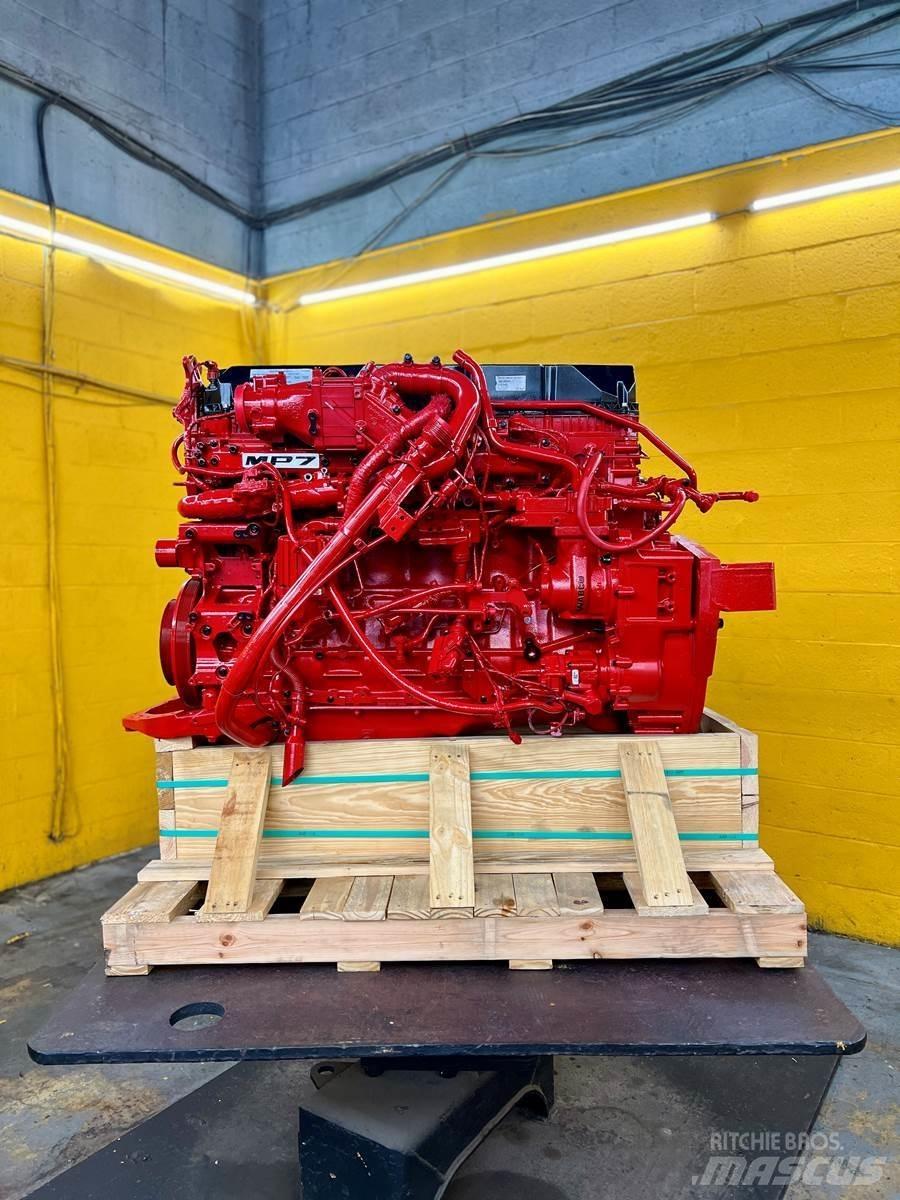 Mack MP7 Двигуни