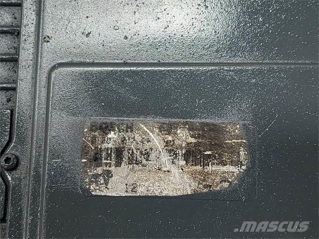 Mack N/A Електроніка