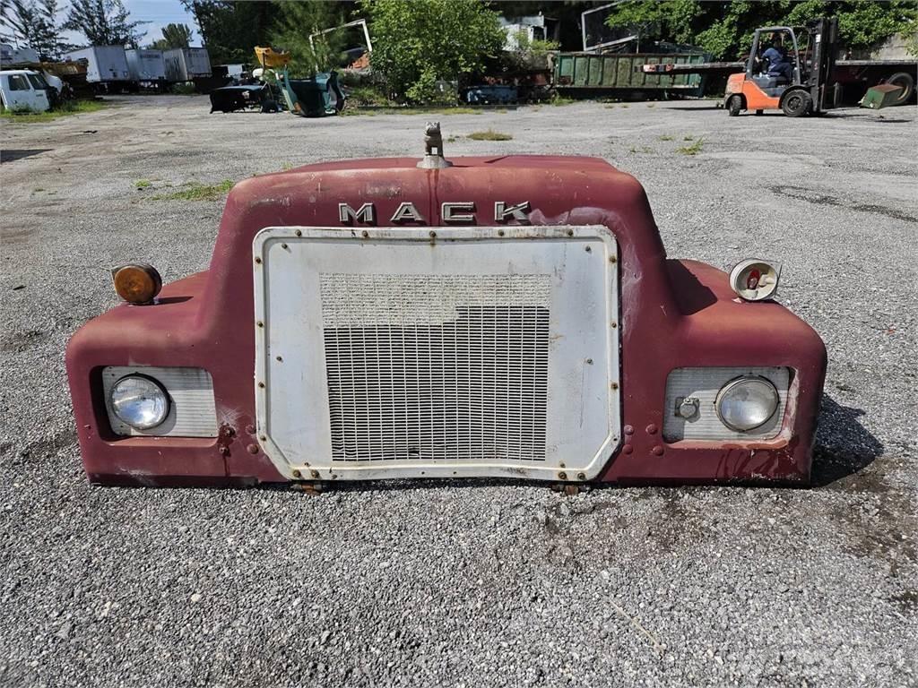 Mack Other Транспорт - Інші