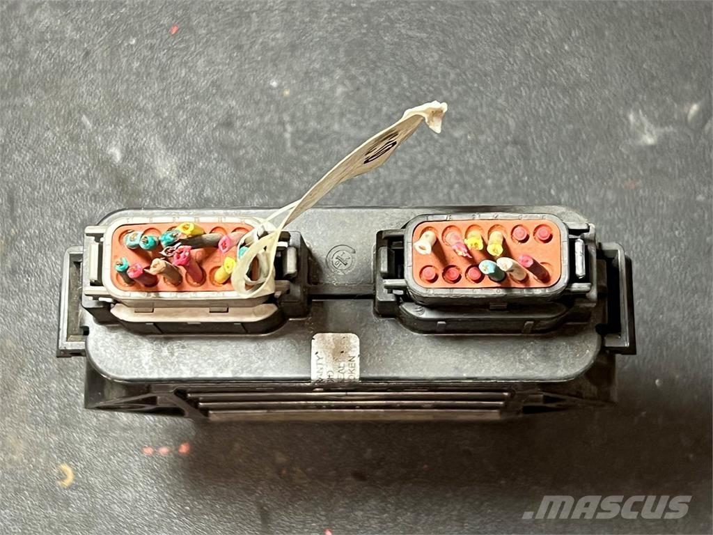 Mack Other Електроніка