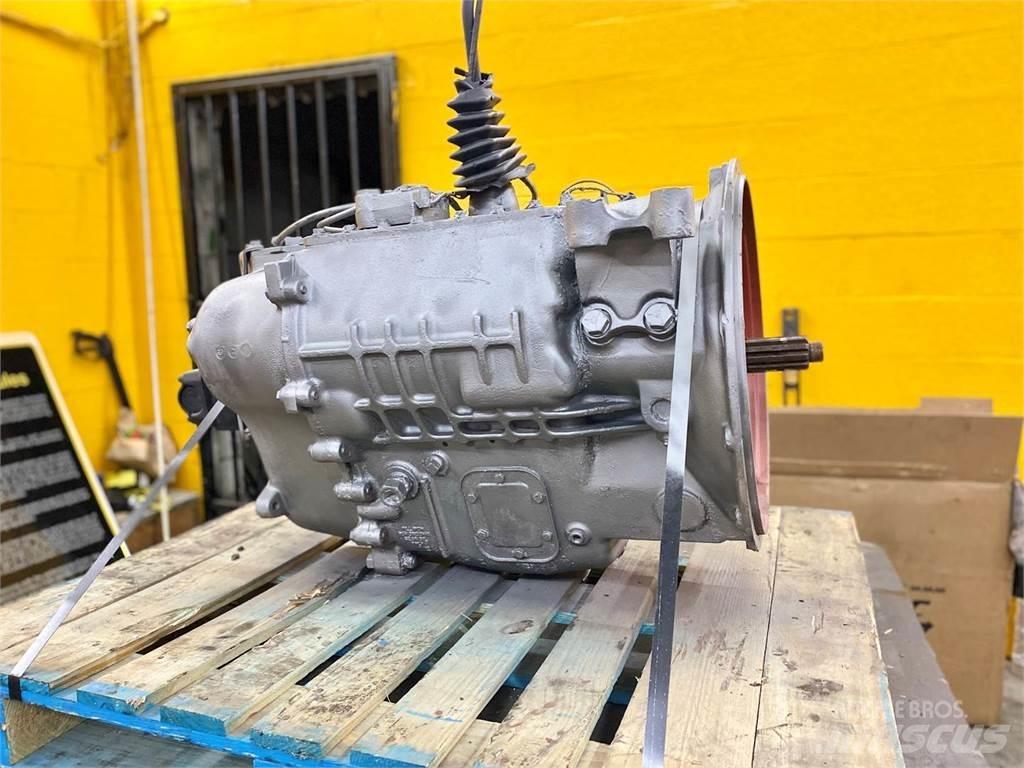 Mack T2080 Двигуни