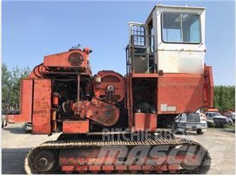 Madill 121 Крани-навантажувачі