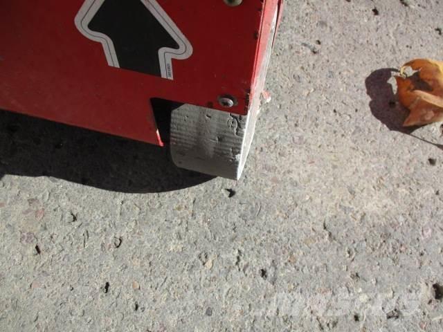 MEC 1330SE Підйомники-ножиці