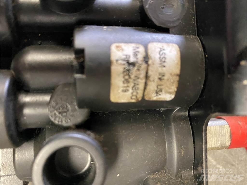 Meritor  Транспорт - Інші