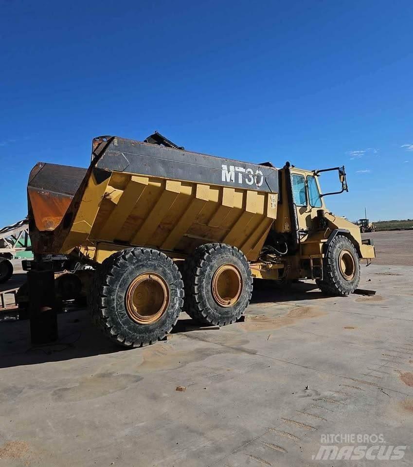 Moxy MT-30 Зчленовані самоскиди