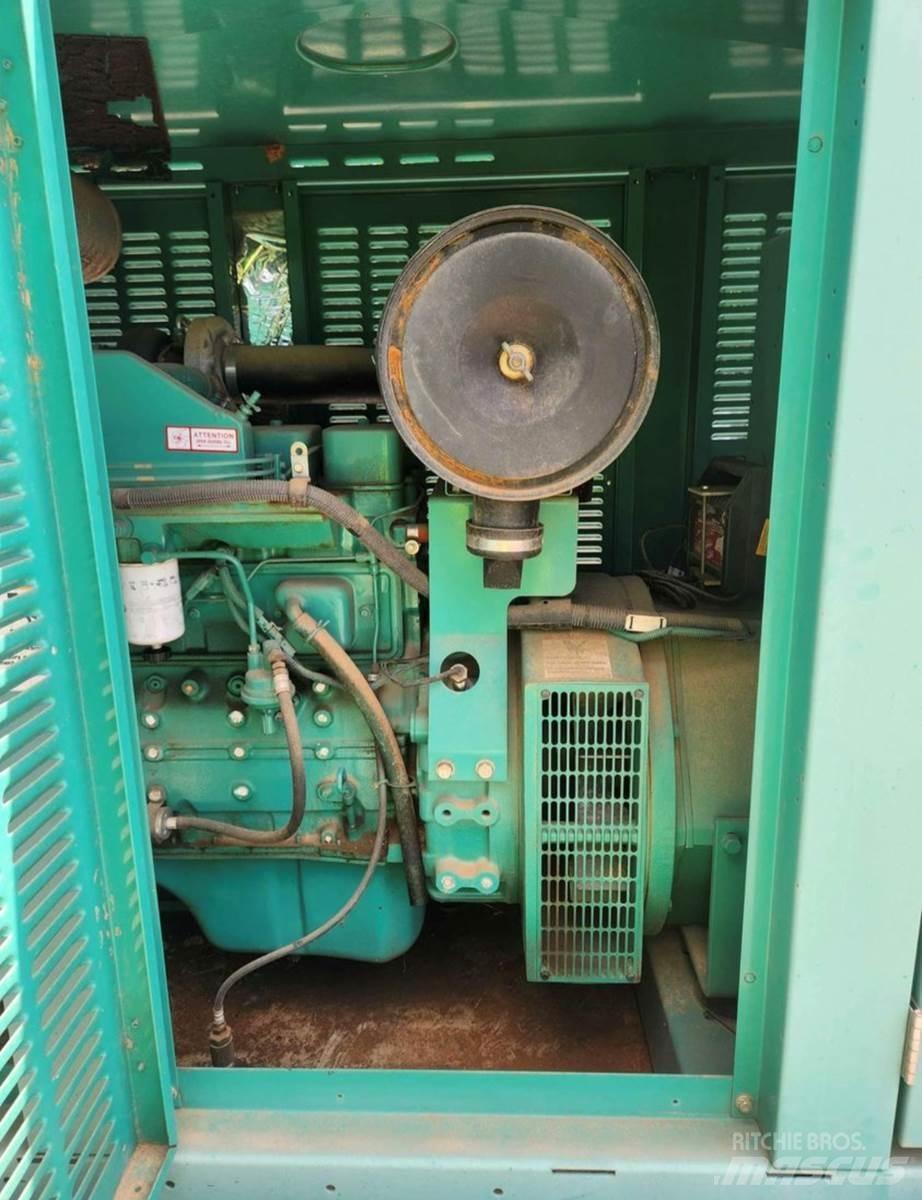 Onan 80 KW Дизельні генератори
