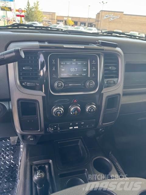 RAM 5500 Автовишки на базі вантажівки