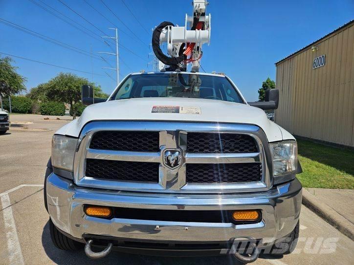 RAM 5500 Автовишки на базі вантажівки