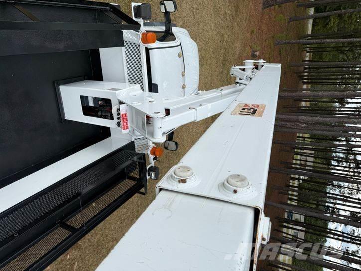 RAM 5500 Автовишки на базі вантажівки