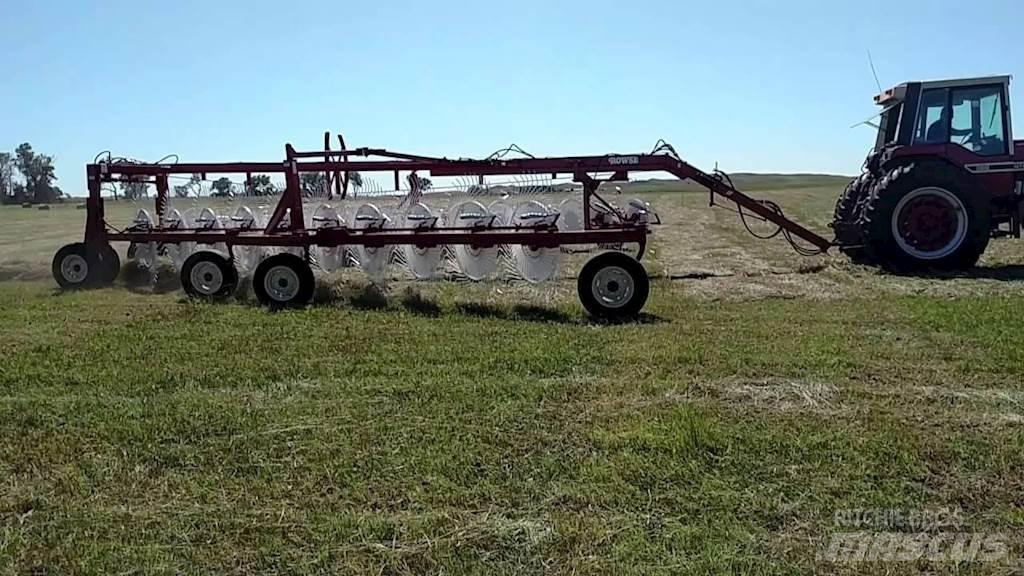 Rowse WR14 Граблі і сінозворушувачі