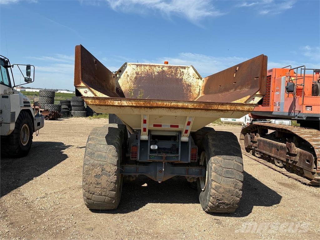 Terex TA30 Зчленовані самоскиди