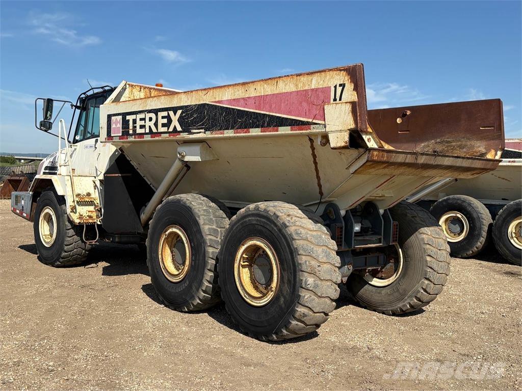 Terex TA30 Зчленовані самоскиди