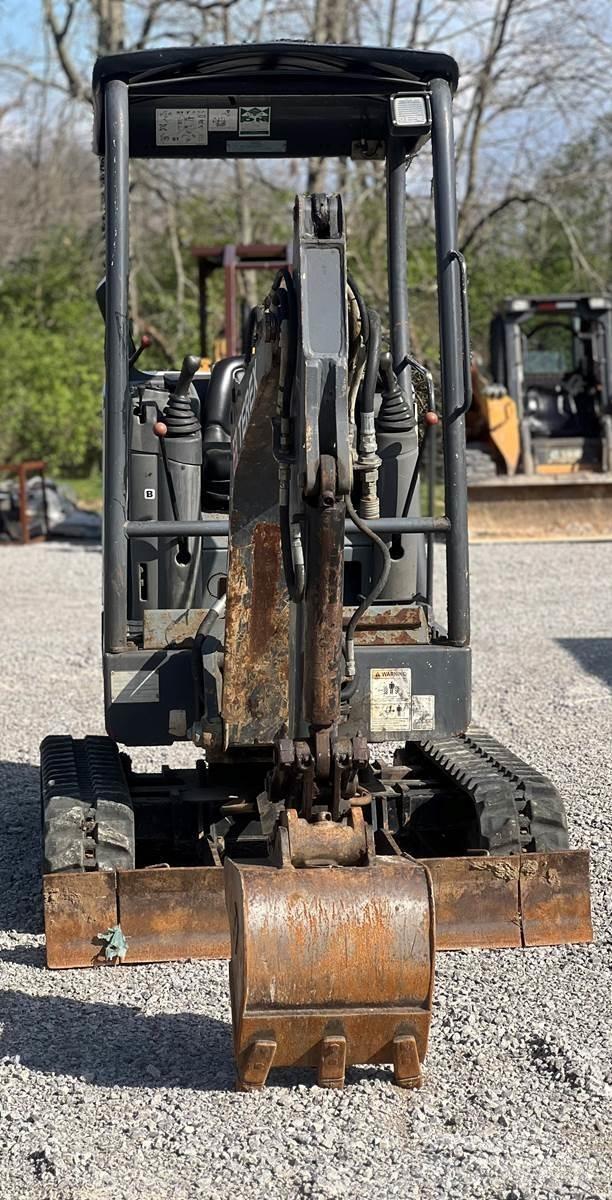 Terex TC16 Міні-екскаватори < 7т