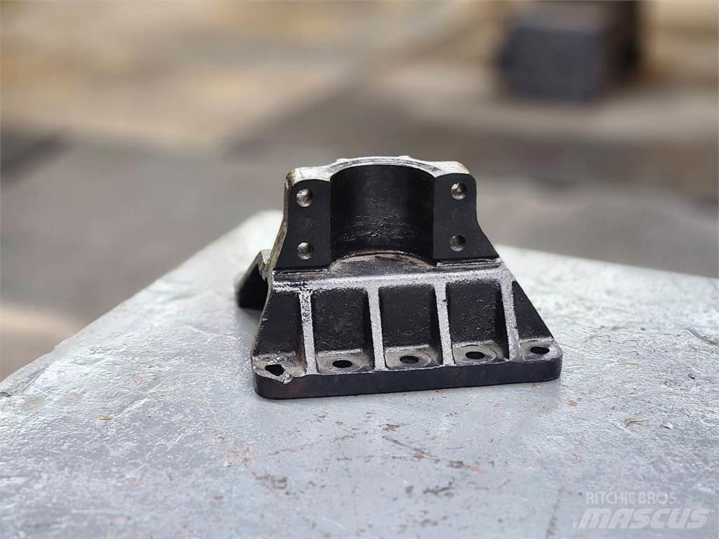 Volvo  Двигуни