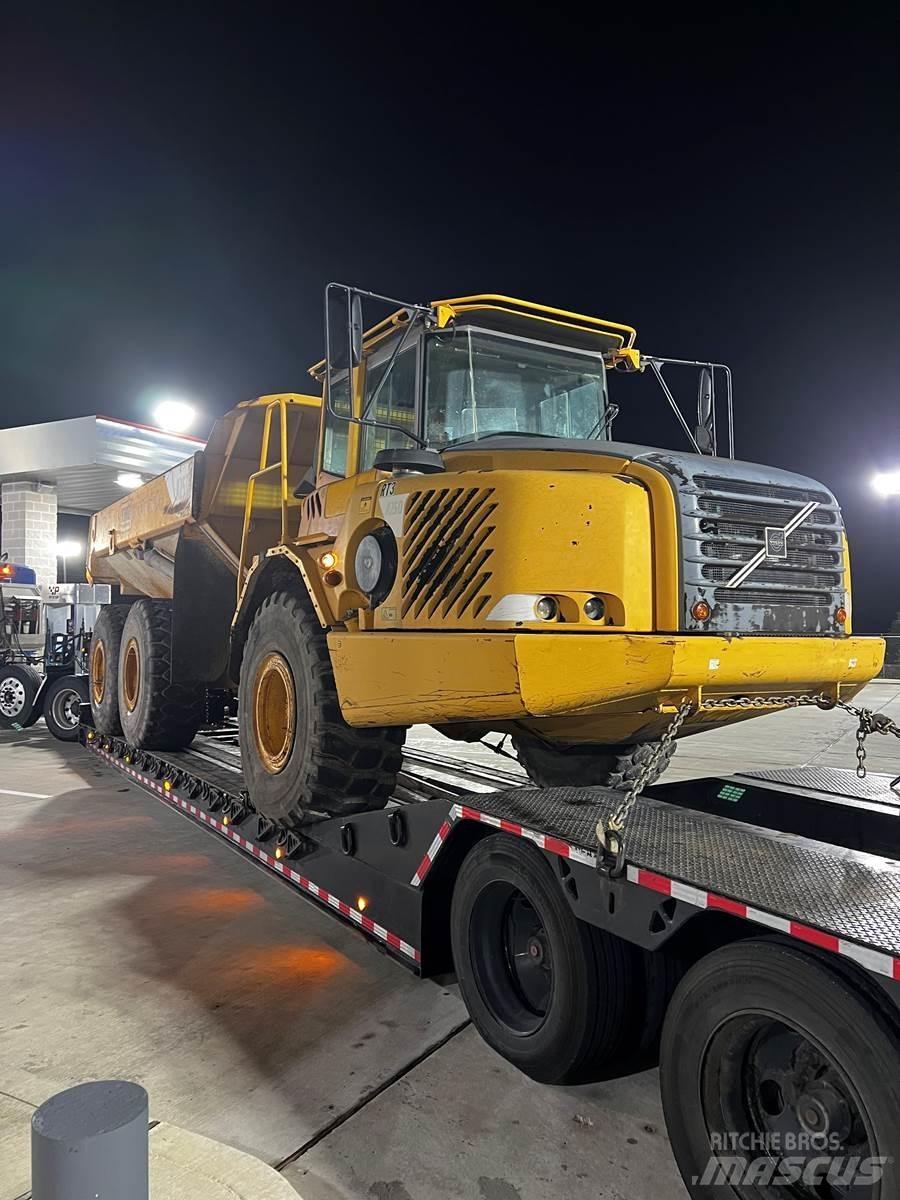 Volvo A25D Зчленовані самоскиди