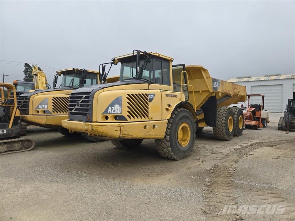 Volvo A25D Зчленовані самоскиди