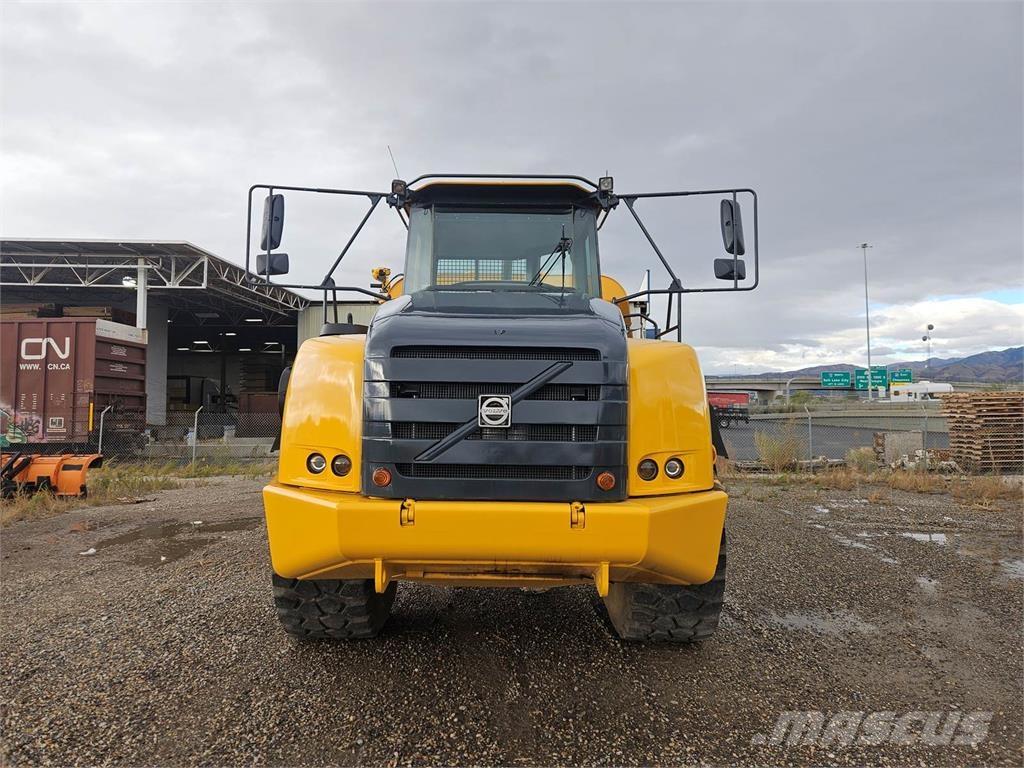 Volvo A40E Вантажівки-цистерни