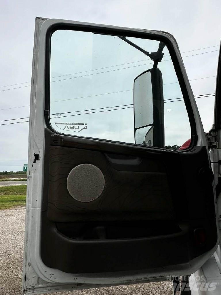 Volvo D13 Двигуни
