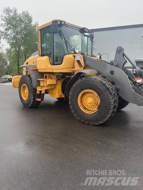 Volvo L70H Фронтальні навантажувачі