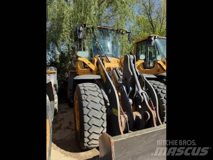Volvo L70H Фронтальні навантажувачі
