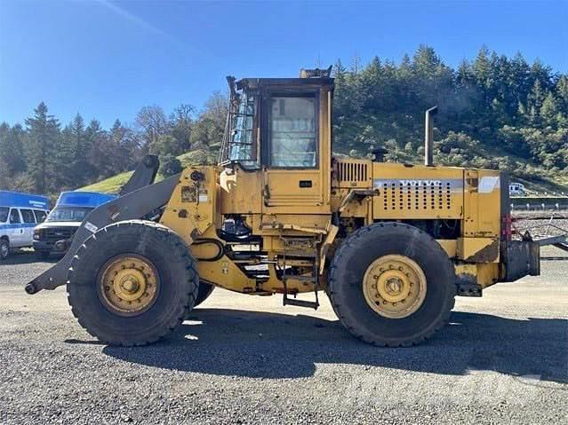 Volvo L90C Фронтальні навантажувачі