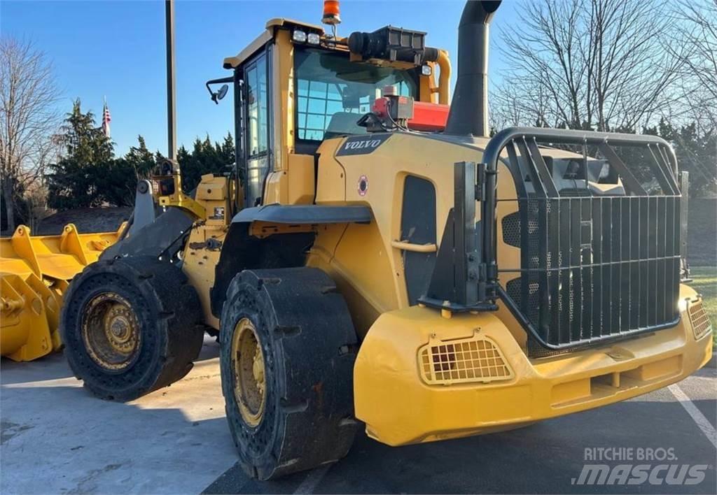 Volvo L90G Фронтальні навантажувачі