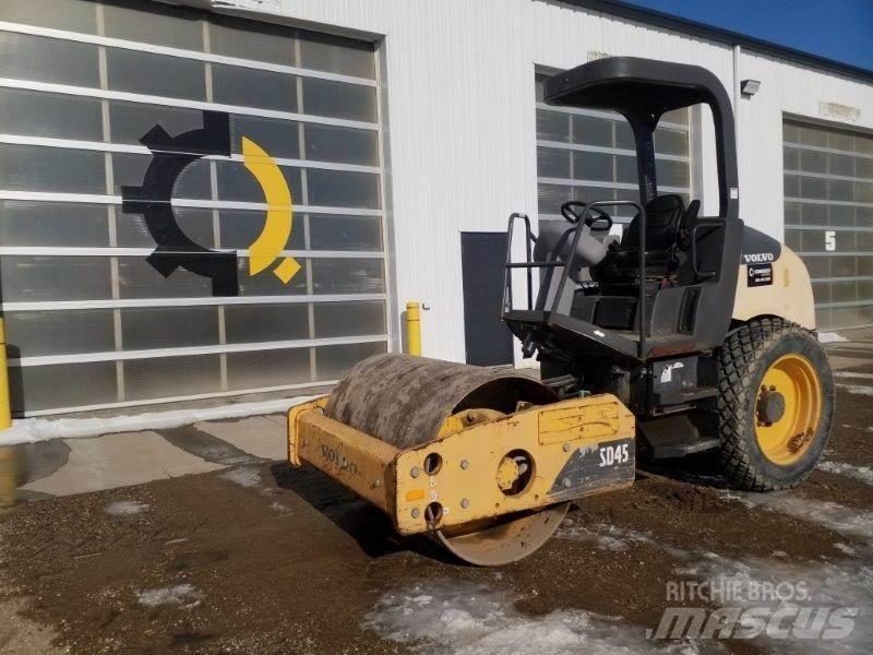 Volvo SD45 Грунтові котки