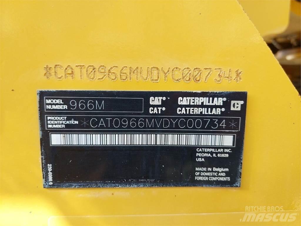 CAT 966M Фронтальні навантажувачі