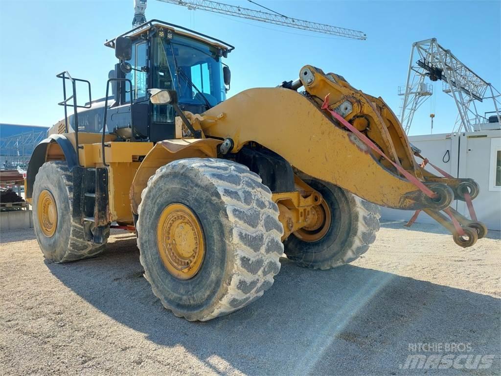 CAT 980K Фронтальні навантажувачі