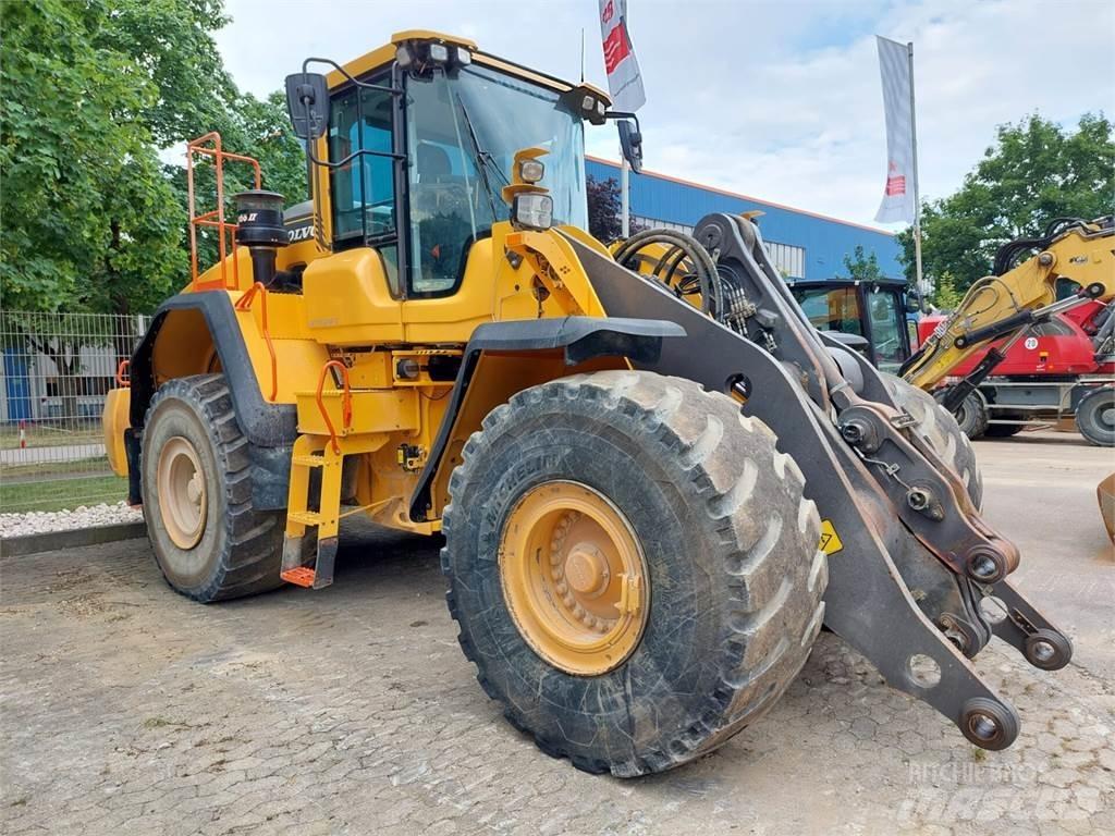 Volvo L 180H Фронтальні навантажувачі