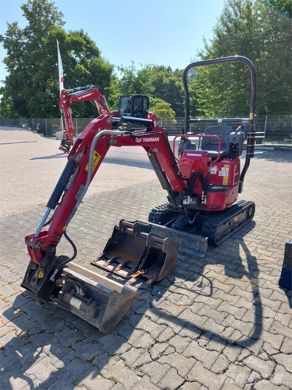 Yanmar Vio 12 Гусеничні екскаватори