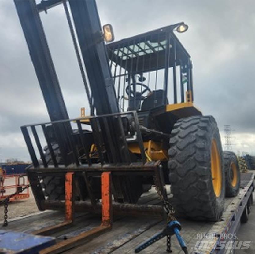 JCB 930 Інше
