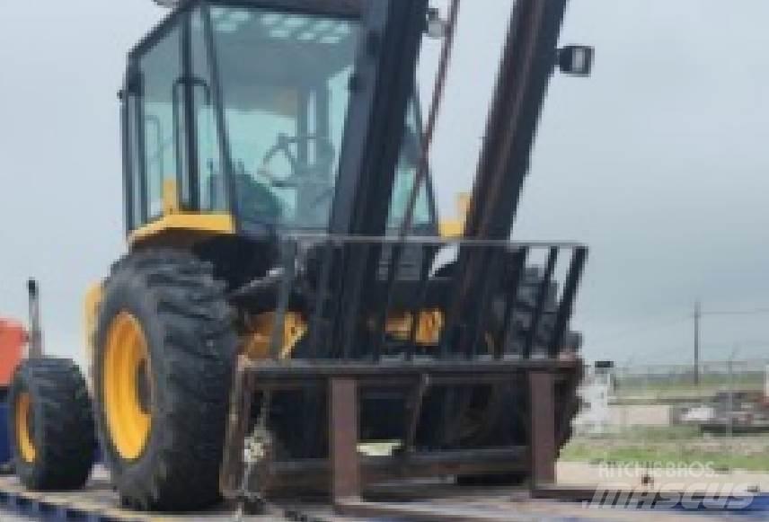 JCB 930 Інше