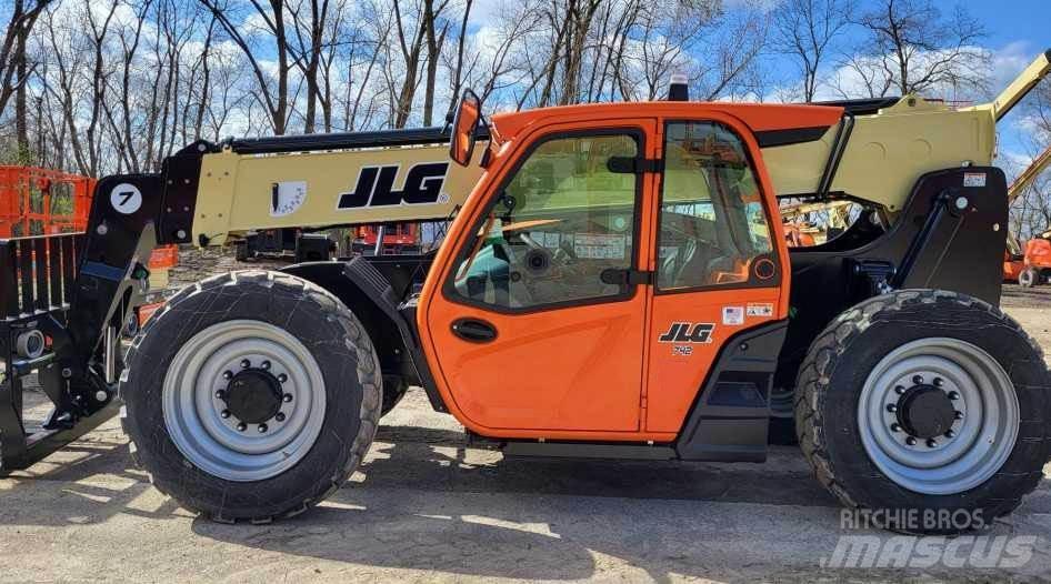 JLG 742 Телескопічні навантажувачі