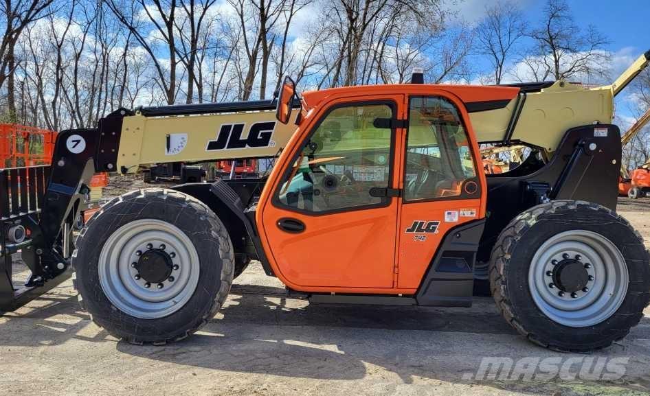 JLG 742 Телескопічні навантажувачі