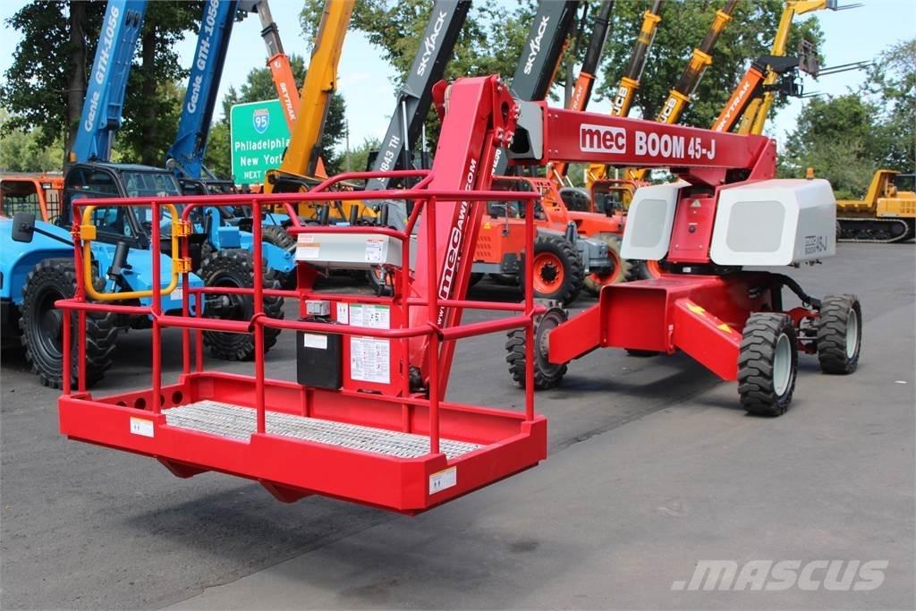 MEC 45J Вертикальні щоглові підйомники
