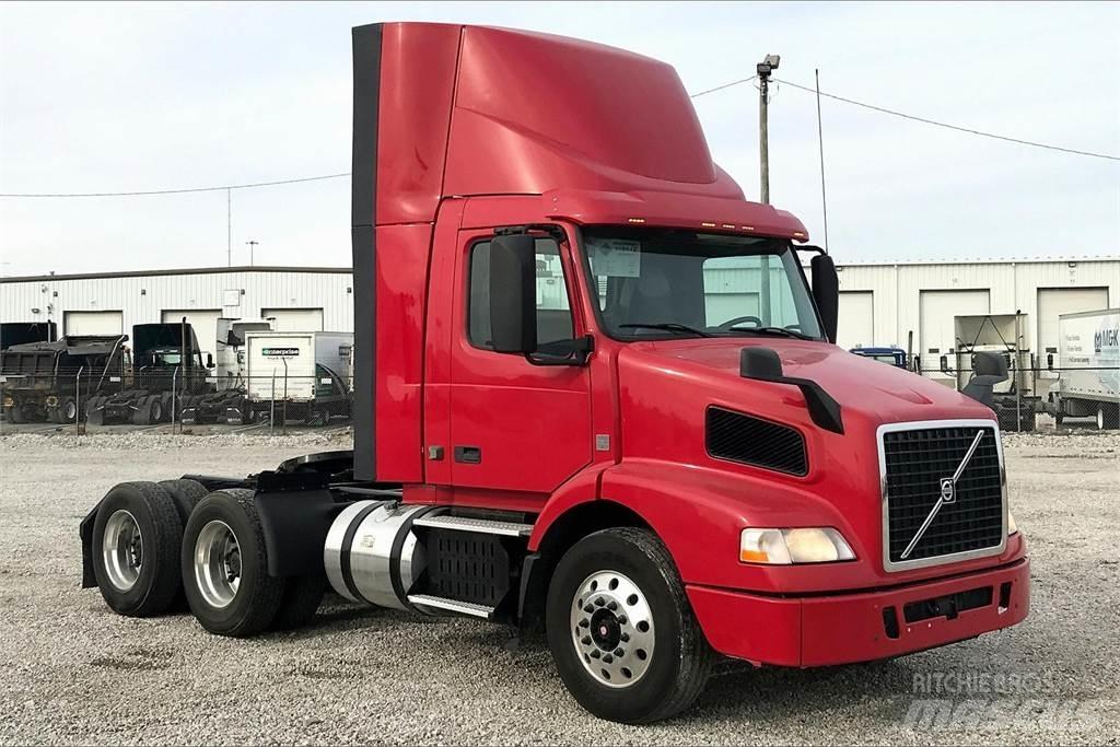 Volvo VNM Шасі з кабіною