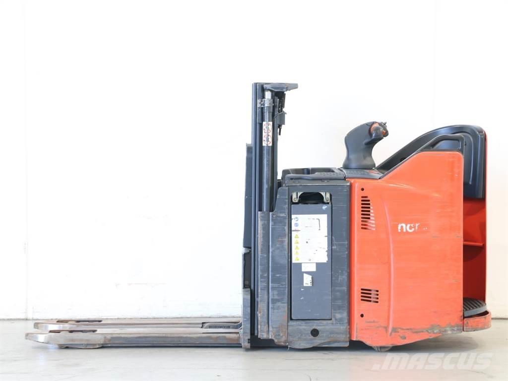 Linde D12SP/133-01 Ручний візок