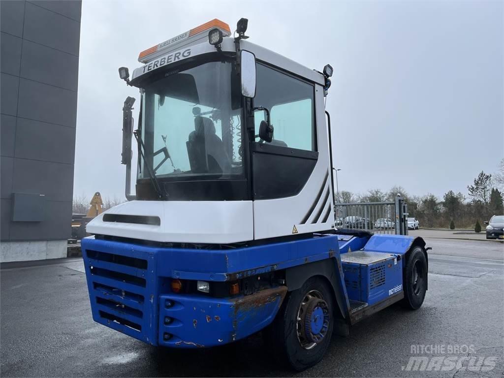 Terberg RT223 4X4 Складська техніка - Інші