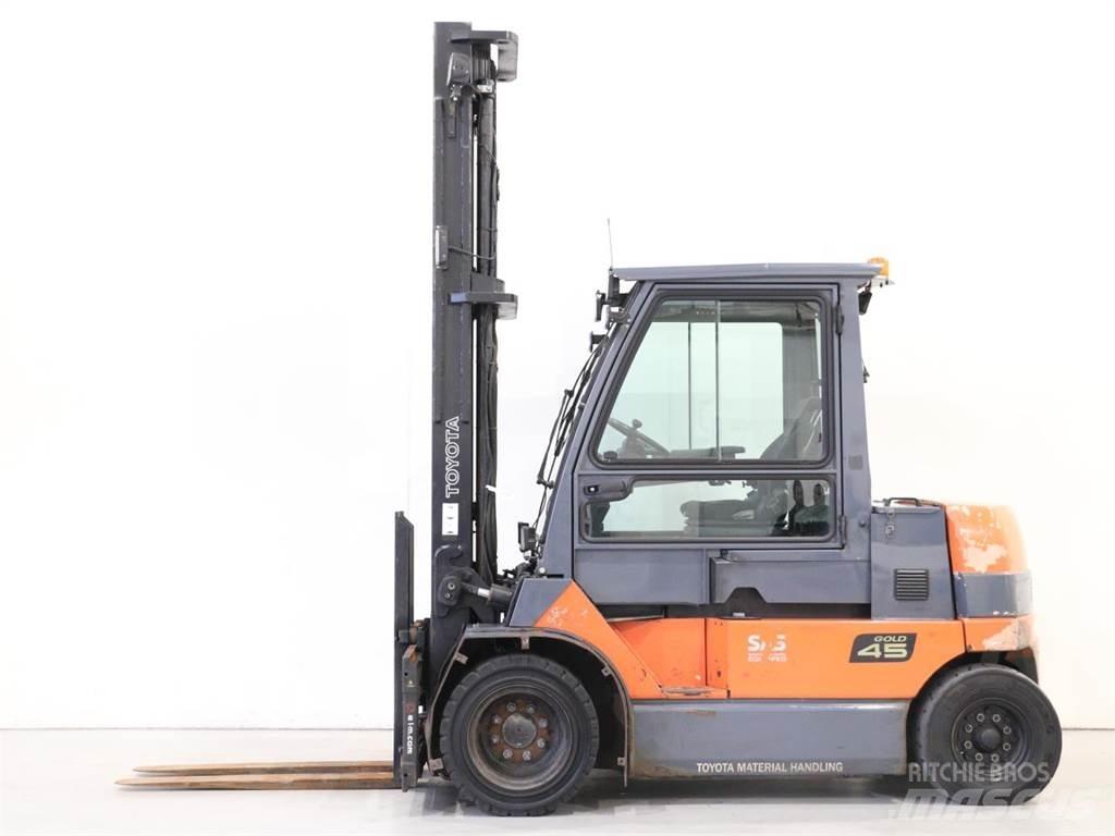 Toyota 7FBMF45 Інше